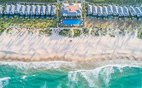 Meliá Vinpearl Cam Ranh Beach Resort